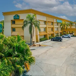 La Quinta By Wyndham Brandon West *** Tampa